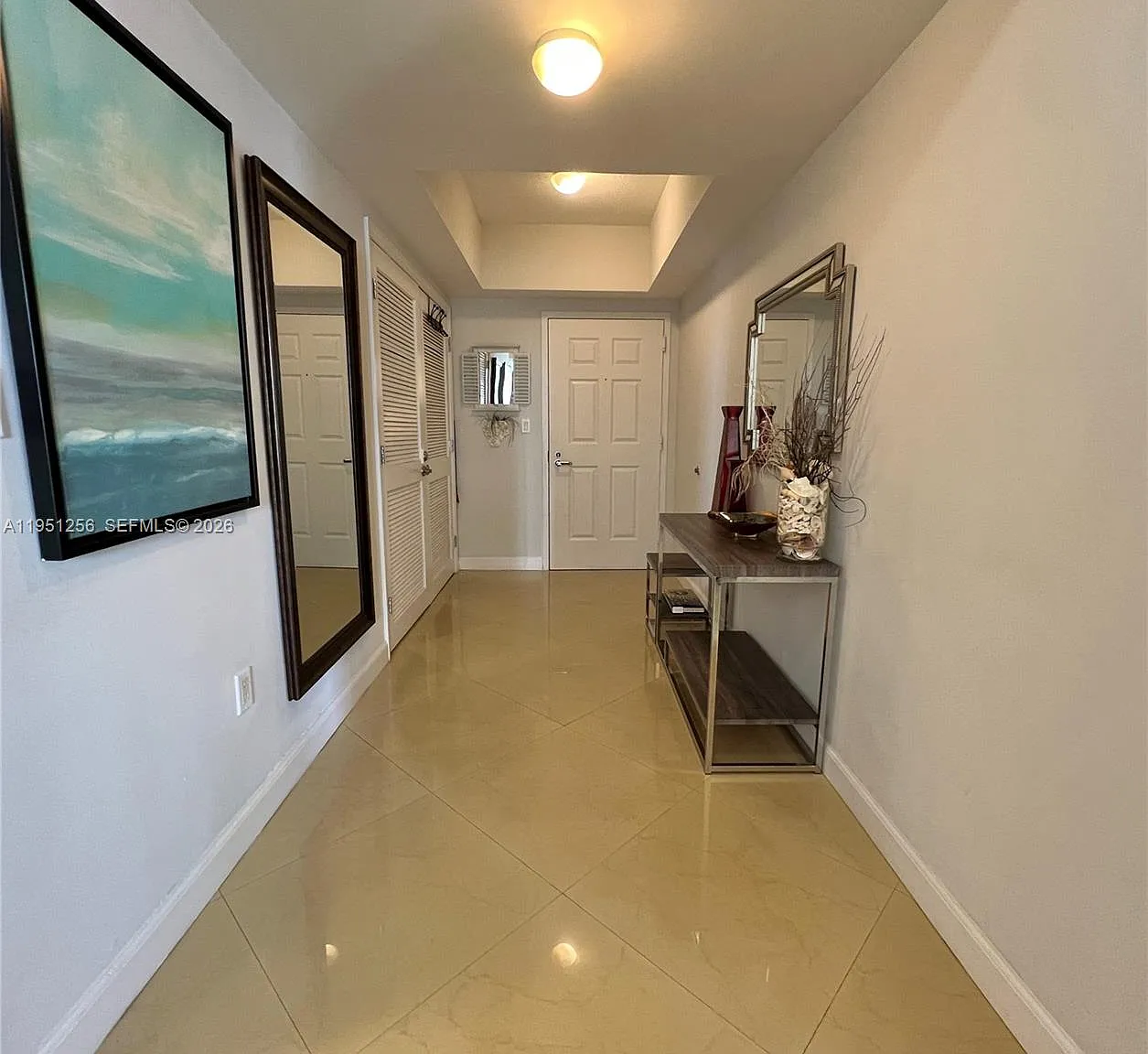 2 bed, 1266 sqft, $4,250 — Photo 4