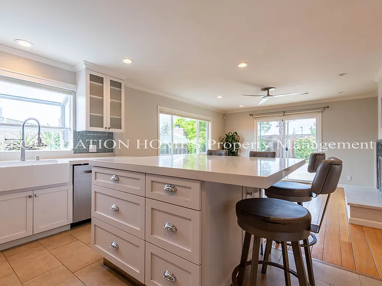40 Cushing Ave — Photo 7