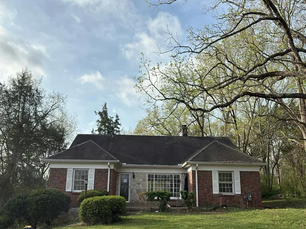 242 E 9th St, Russellville, KY 42276