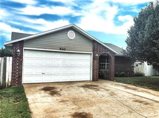 500 E Sandlewood Dr, Rogers, AR 72758