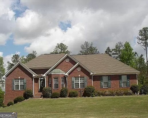 1st image of 121 Lost Forest Dr