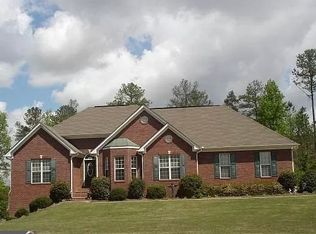 121 Lost Forest Dr, McDonough, GA