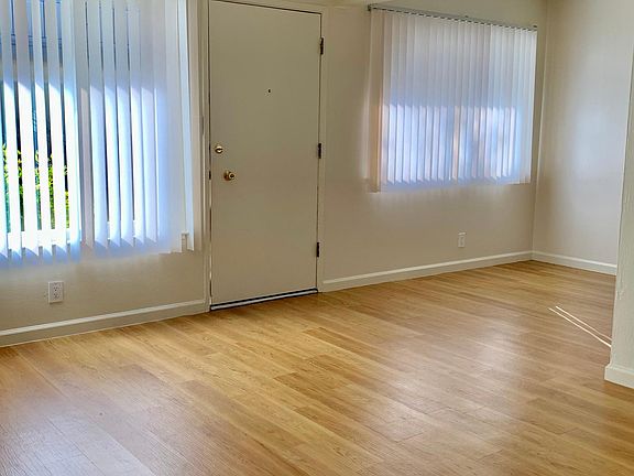 3rd image of 2095 Radio Ave #213