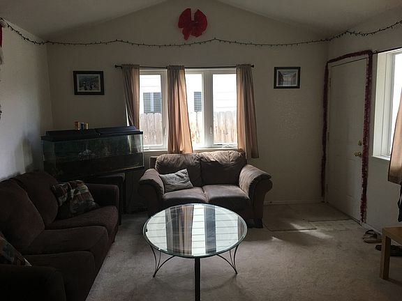 4th image of 916 Boswell Dr