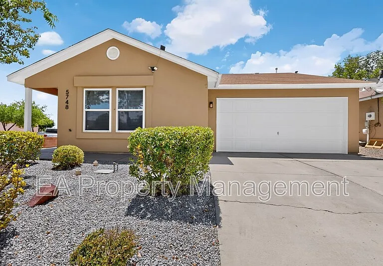 5748 Pinon Flats Rd NW — Photo 2