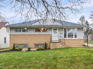 8351 Band Dr, Garfield Heights, OH 44125