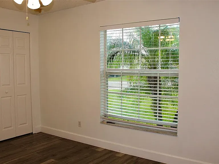 1666 Pendleton St — Photo 13