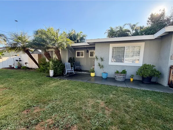 403 Foussat Rd, Oceanside, CA 92054