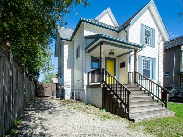 31 Adelaide St N, Chatham Kent, ON N7M 4K2
