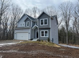 90 Pinnacle Rd, Ellington, CT 06029