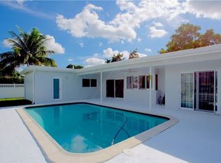 10645 NW 3rd St, Plantation, FL 33324