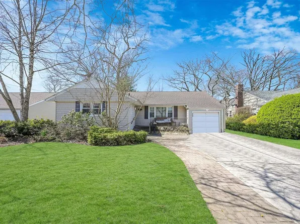 2740 Harvey Avenue, Oceanside, NY 11572