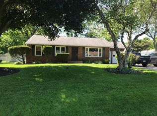 103 W Genesee Rd, Camillus, NY 13031