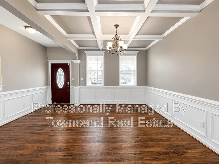 4211 Cherry Hill Ln — Photo 2