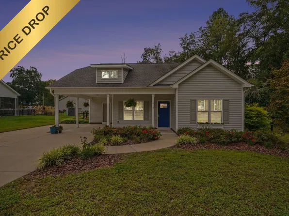 213 Massengill St, Four Oaks, NC 27524