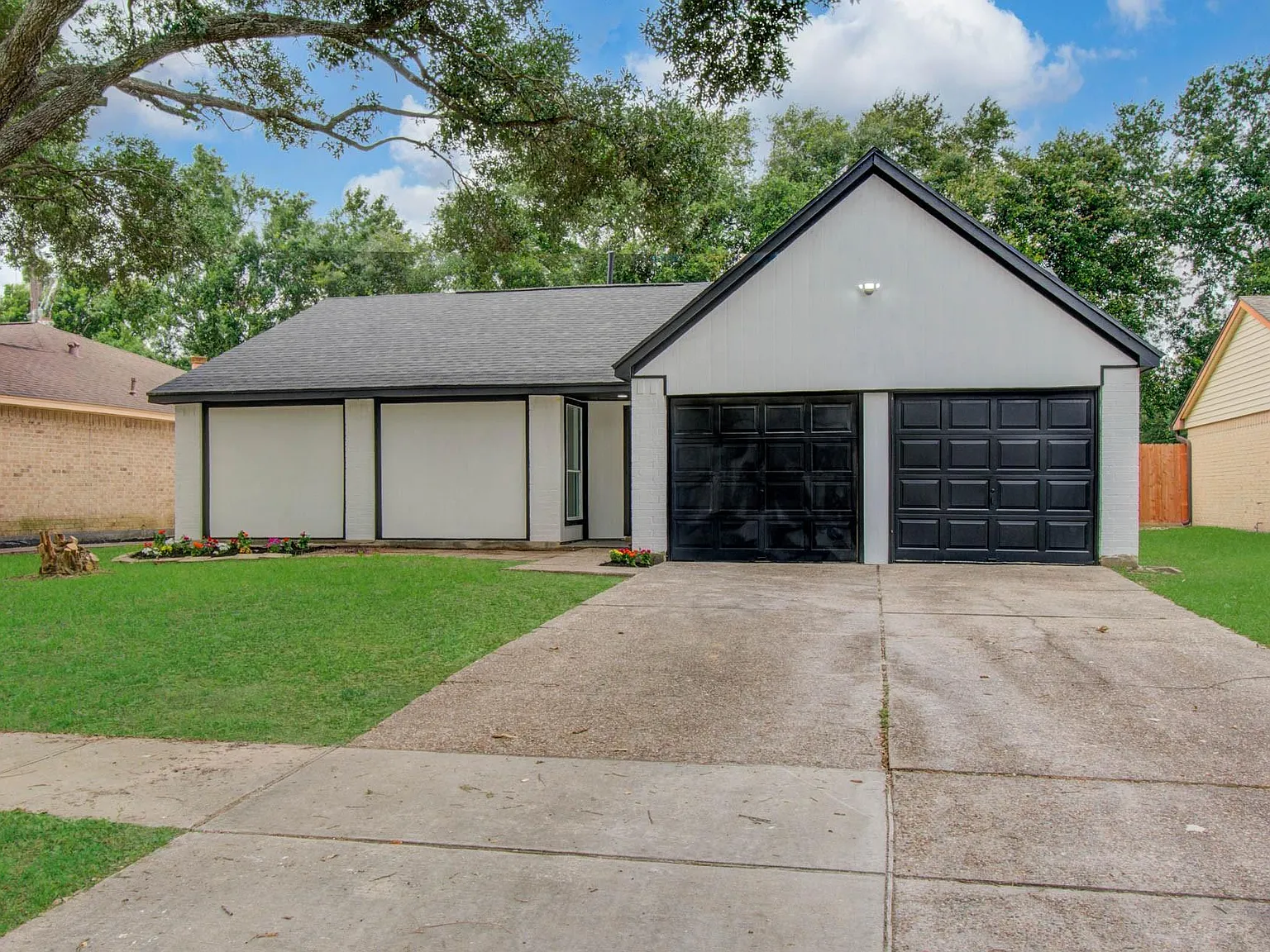 3 bed, 2.0 bath, 1428 sqft, $1,650 — Photo 2
