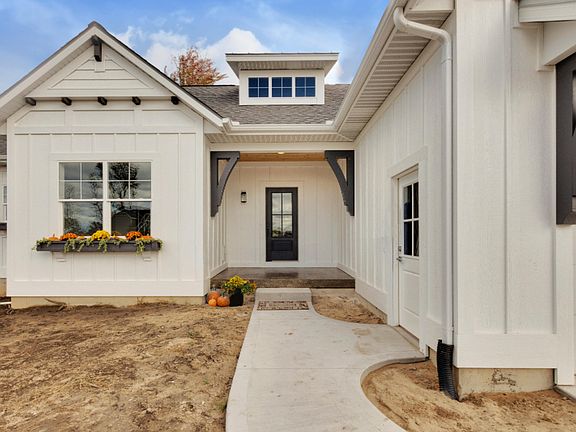 2nd image of 6326 Eaglewood Dr Lot 7