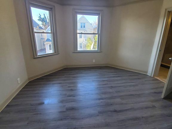 3rd image of 156 Steuben St Floor 2