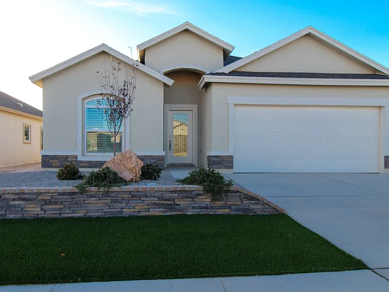 1217 Golden Summer Pl — Photo 2