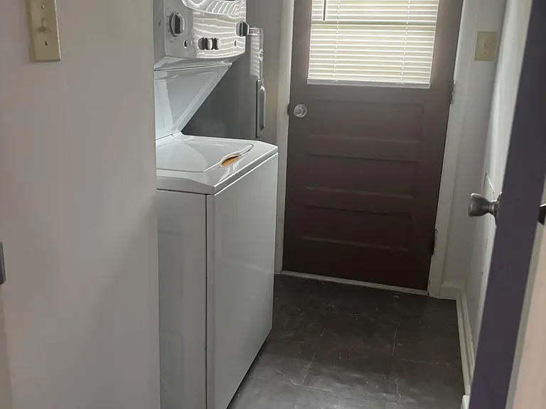 112 S Rolla St — Photo 3