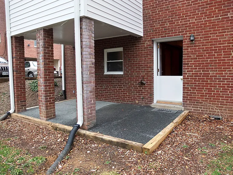 1428 Apartments — Photo 4