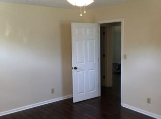 392 Albright Ln #C, Gallatin, TN 37066