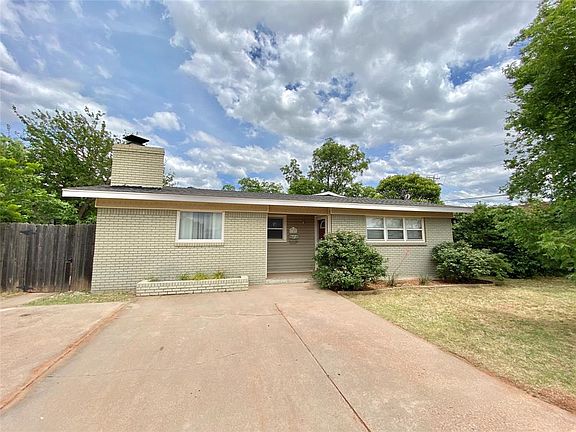 3rd image of 1357 S Jefferson Dr