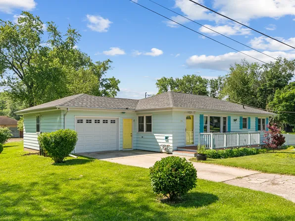 316 E 2nd St, Aroma Park, IL 60910