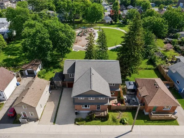 38 Wheeler Ave, Guelph, ON N1E 5M9