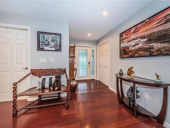 5th image of 2842 Wildwood Dr