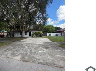 10621 SW 170th Ter, Miami, FL 33157