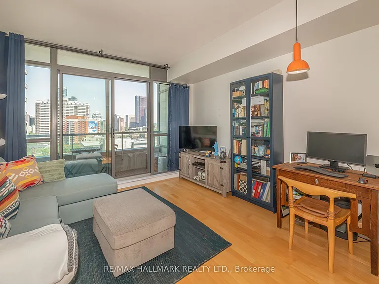 281 Mutual St #1506 — Photo 3