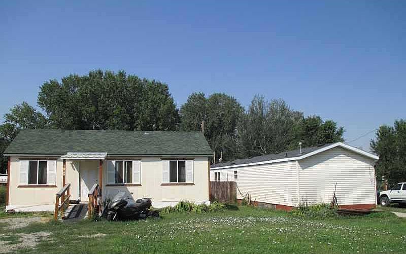 1st image of 1713 Canary Ave