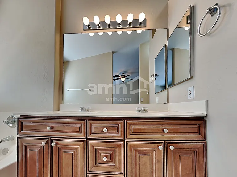720 S Ithica St — Photo 13