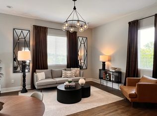 494 W Trinity Ln, Nashville, TN 37207