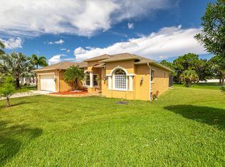 2465 SW Gay Cir, Port Saint Lucie, FL 34953