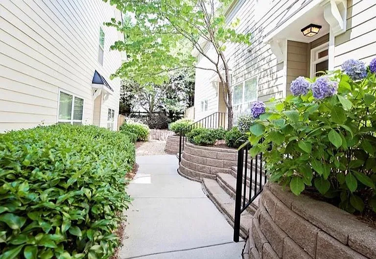2586 Willow Grove Rd NW — Photo 3