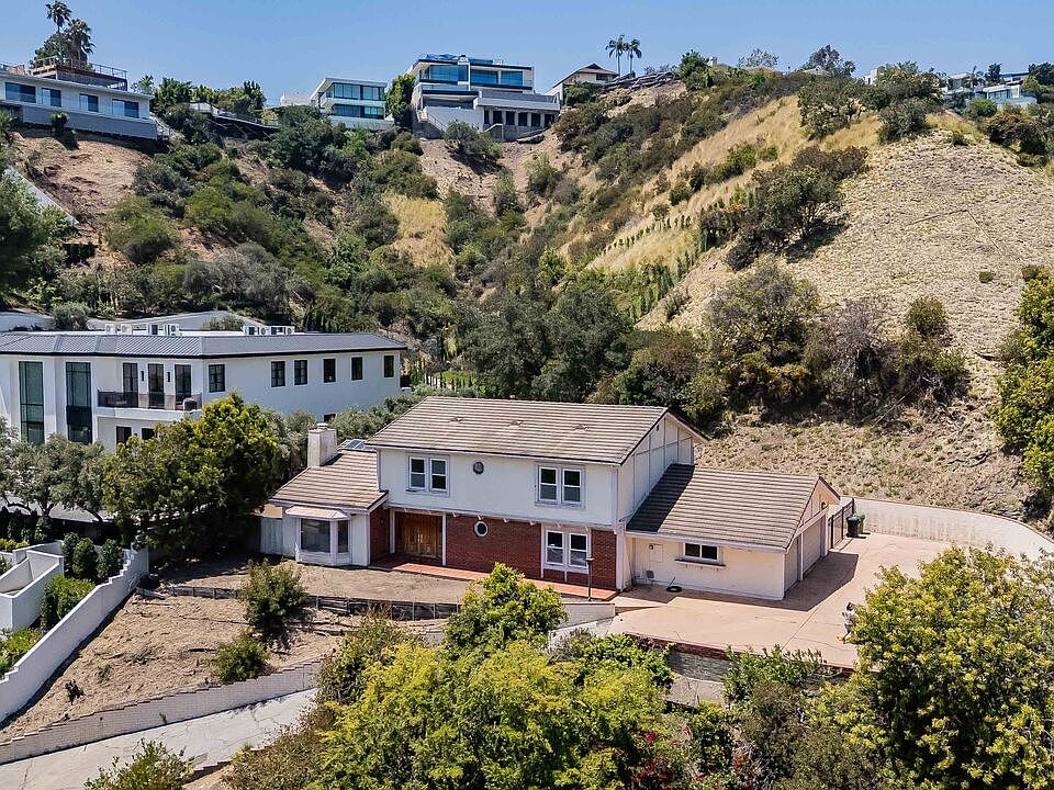 1st image of 1181 Somera Rd