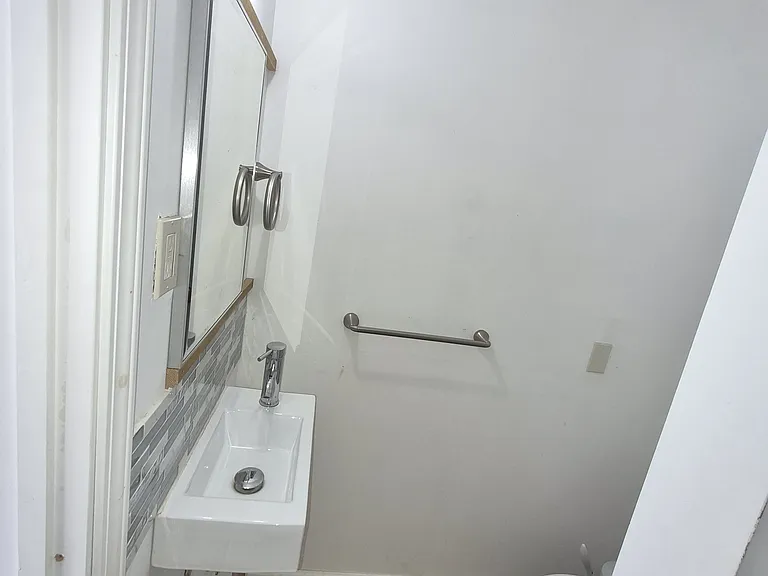54 Fort Hill Ter — Photo 9