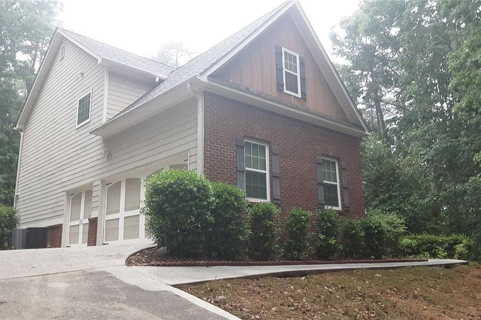 1st image of 2532 Lois Ct