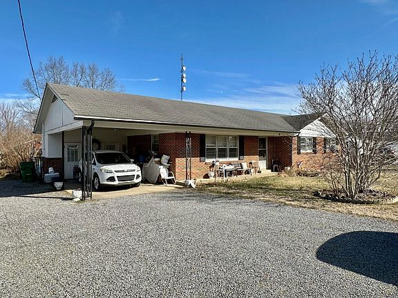 3rd image of 66 Skylark St