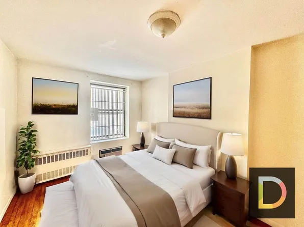 418 East 89th Street image 1 of 4