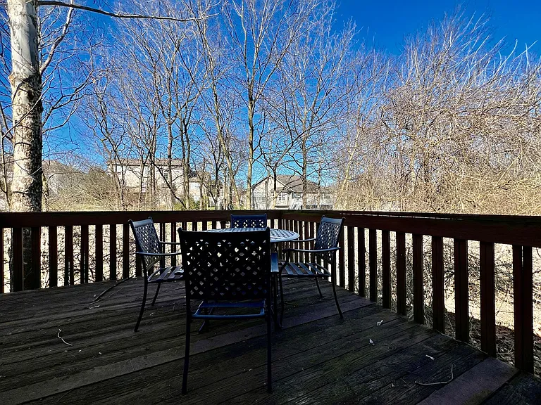 260 Overbrook Ct — Photo 19
