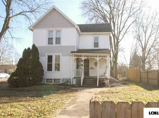 230 N Logan Street 230 1/2 N Logan St, Lincoln, IL 62656