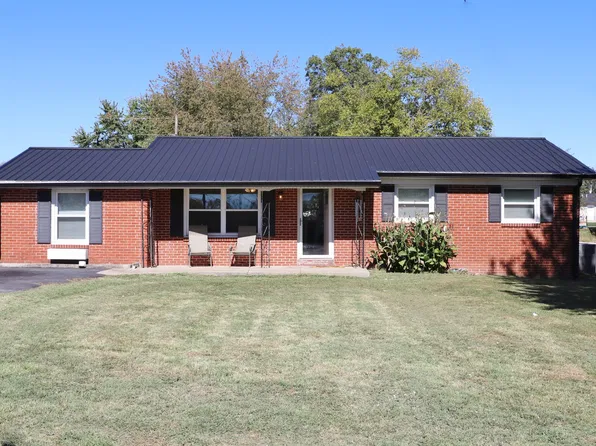 1965 Stevens Dr, Westmoreland, TN 37186