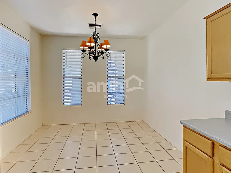 3464 E Packard Dr — Photo 4