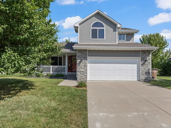 621 27th St SE, Altoona, IA 50009