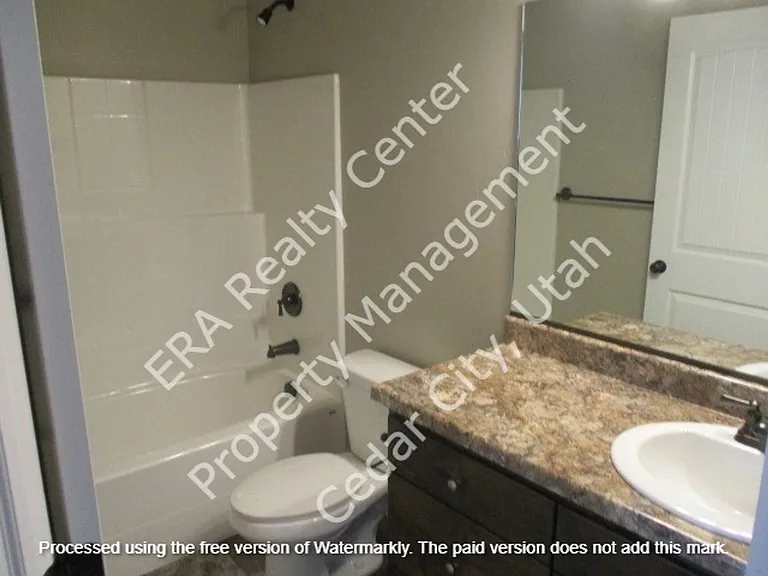 485 W 1425 N #E3 — Photo 8