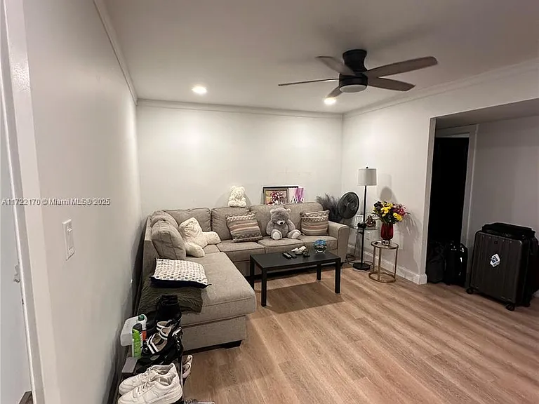 5100 SW 41st St #328 — Photo 3
