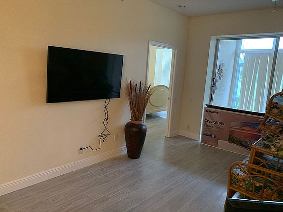2nd image of 9621 Castle Point Dr Unit 1013
